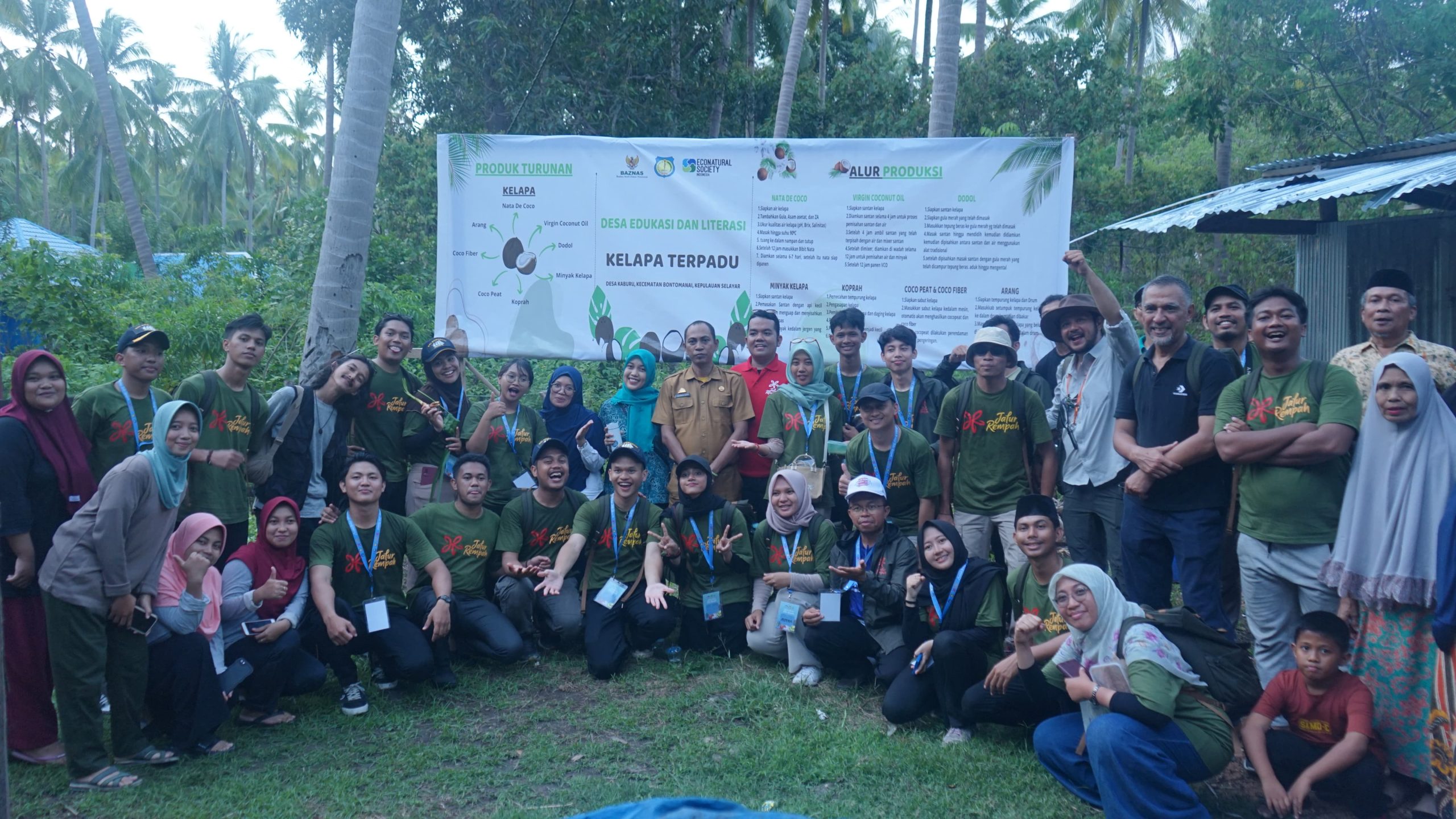 Pelatihan Sabut Kelapa dalam Program Literasi Hijau