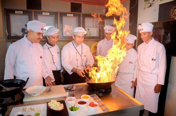 Evaluasi kinerja staf dapur MBG melalui sistem rotasi kerja