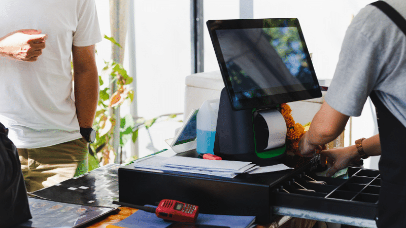 Kasir Terintegrasi Stok dan Cara Kelola Inventaris Toko